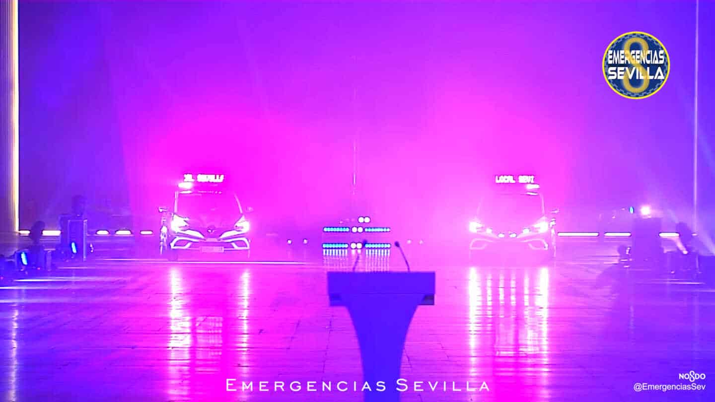 Los nuevos vehículos de la Policía de Sevilla, via Twitter oficial de Emergencias Sevilla.