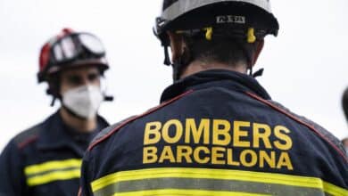 Mueren tres personas en el incendio de una vivienda en Santa Coloma de Gramenet (Barcelona)
