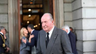 Juan Carlos I desmiente desde Abu Dabi los rumores sobre su salud: "Estoy perfectamente"