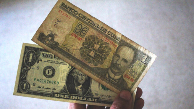 Pesos cubanos.