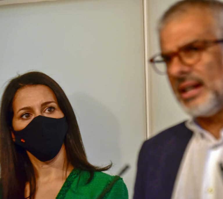 Ciudadanos pierde en un año la mitad de sus afiliados en Cataluña