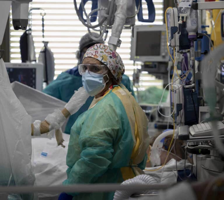 El INE informa de 18.557 muertos por Covid más que Sanidad hasta mayo