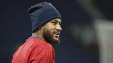 Neymar se salta las normas y monta una fiesta con 500 invitados