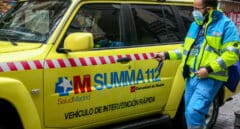 Dos fallecidos y cuatro heridos graves en un choque frontal de tráfico en Madrid