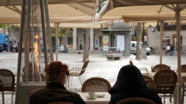 Castilla y León permite abrir hostelería, gimnasios y centros comerciales desde el viernes