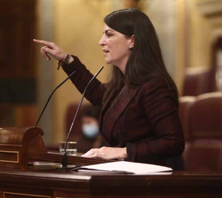 "¿A qué 26 millones de españoles hay que fusilar?": la bronca de Elorza y Olona en el Congreso