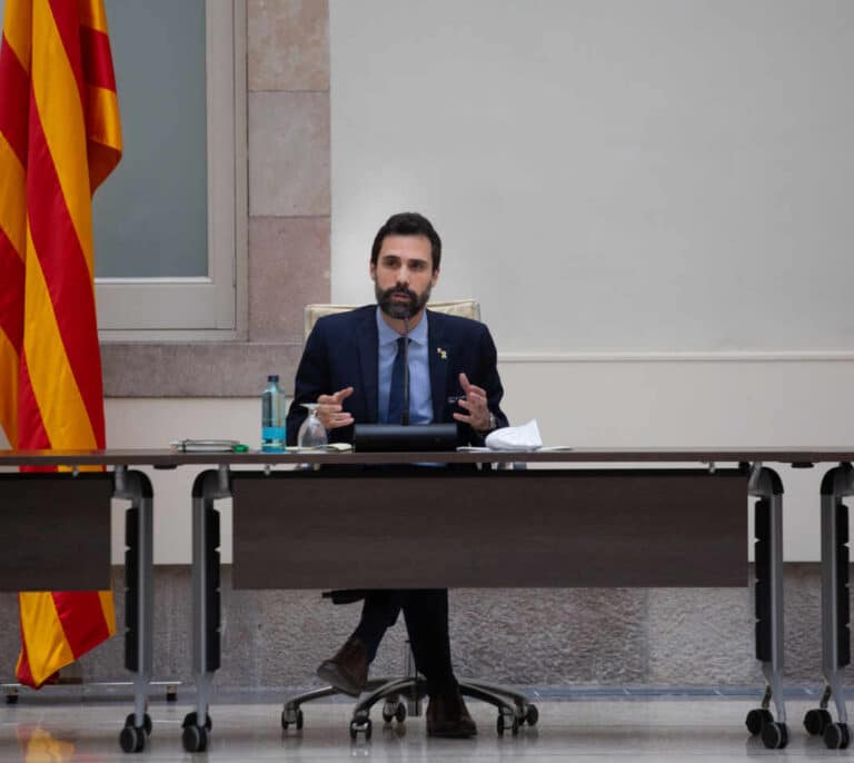 La instructora abre juicio contra el expresidente del 'Parlament' Torrent por desobediencia grave