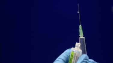Reino Unido alerta a los alérgicos sobre la vacuna de Pfizer tras dos reacciones adversas