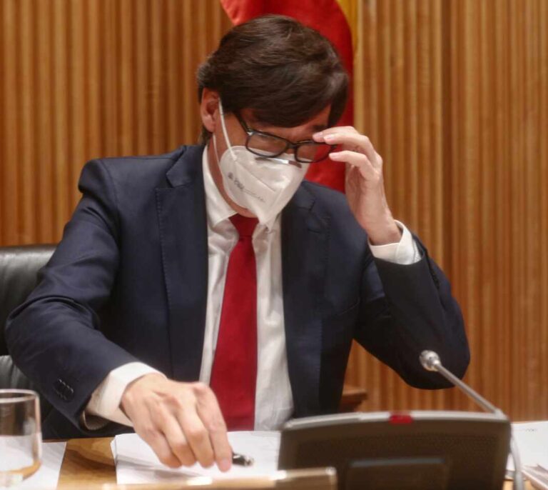 De "debería renunciar" a "magnífico candidato": las reacciones al cambio de Illa por Iceta