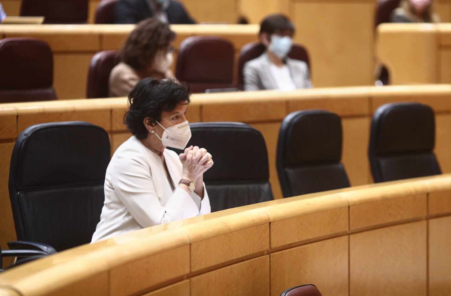 La ministra de Educación, Isabel Celaá, en el Senado.