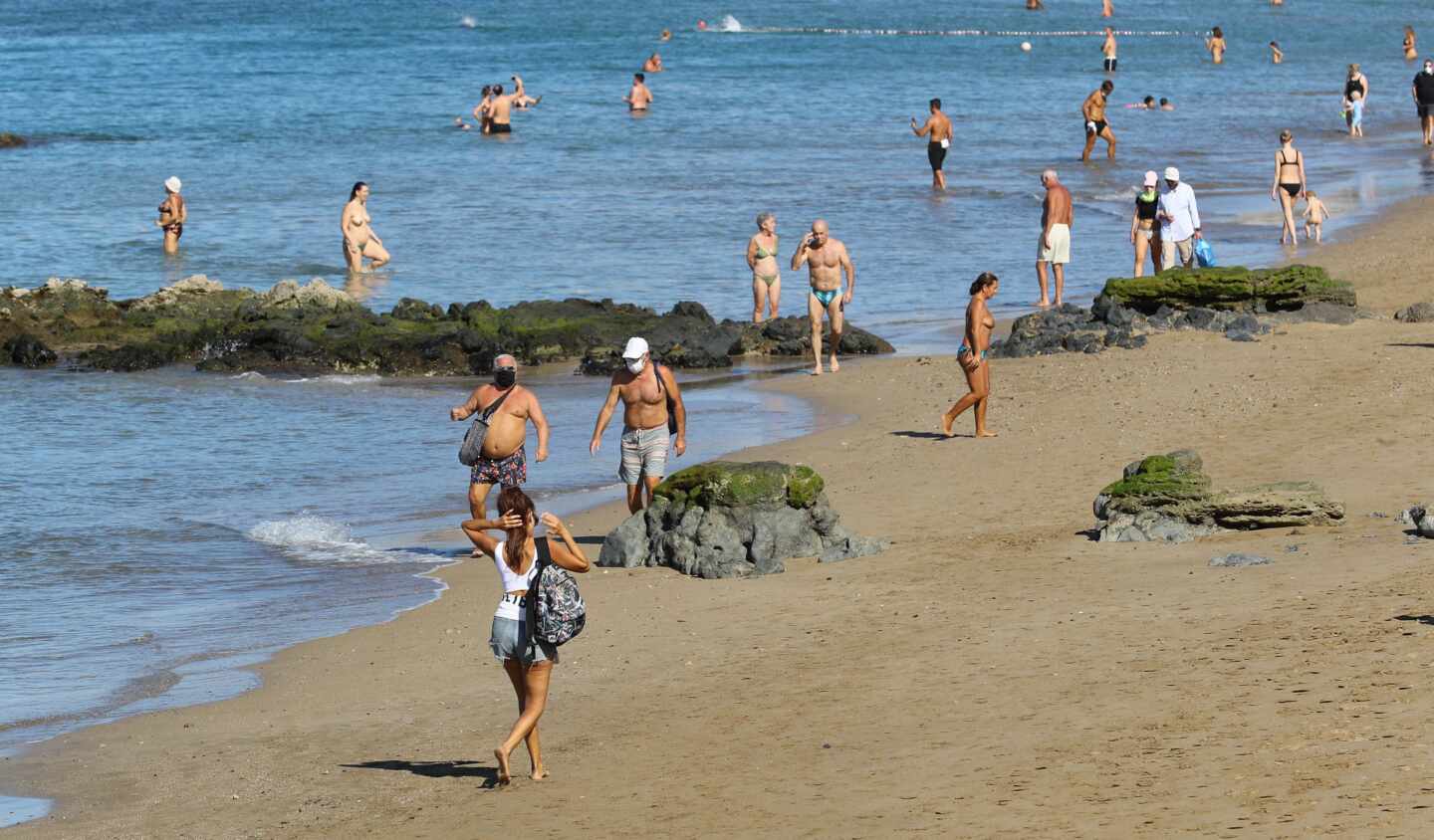 El bloqueo a Reino Unido, el enésimo golpe al turismo en Canarias: "Llueve sobre mojado"