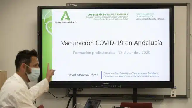 Los hospitalizados y los críticos por coronavirus siguen reduciéndose en Andalucía