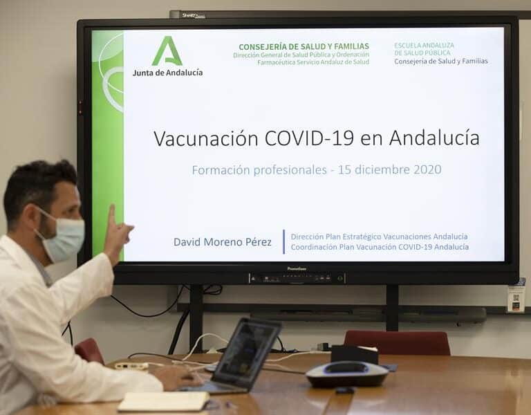 Los hospitalizados y los críticos por coronavirus siguen reduciéndose en Andalucía