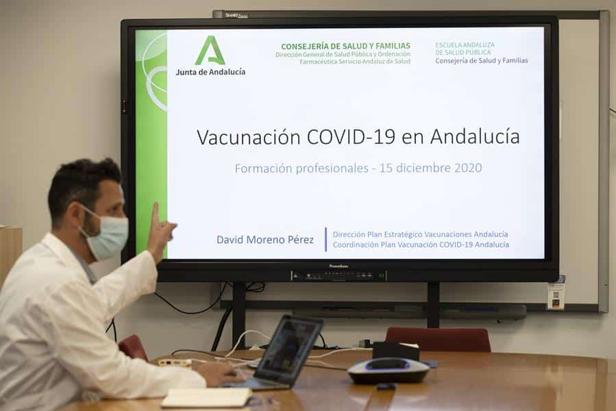 Los hospitalizados y los críticos por coronavirus siguen reduciéndose en Andalucía