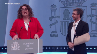 Carlos Latre recibe una lluvia de críticas por imitar a Montero en 'El Hormiguero'
