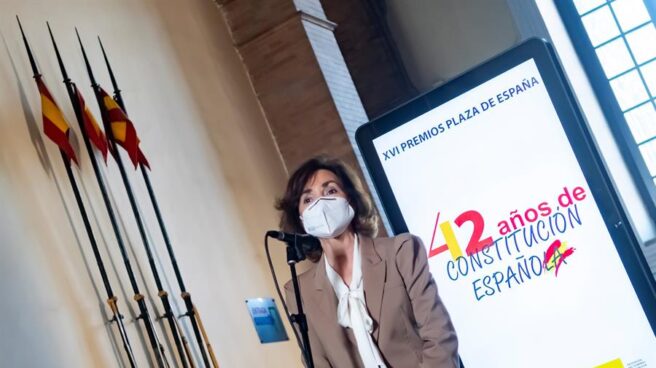 La vicepresidenta del Gobierno, Carmen Calvo, este lunes en Sevilla.