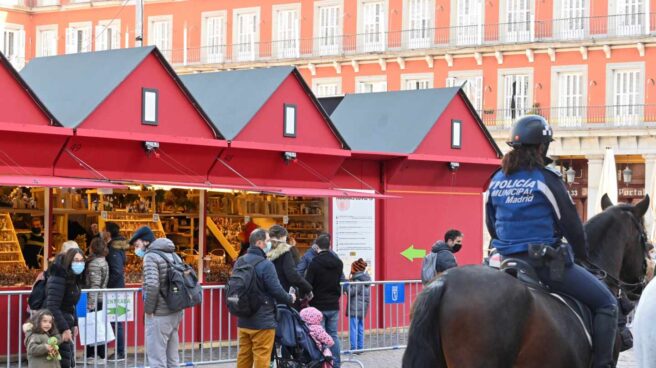 Desigual evolución de covid, con mejores datos en Madrid y peores en Cataluña. EFE. Desigual evolución de covid, con mejores datos en Madrid y peores en Cataluña. EFE.