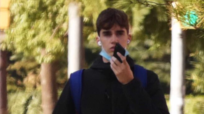 Pablo Urdangarín estalla e insulta a la prensa al ser preguntado por su abuelo, el Rey Juan Carlos