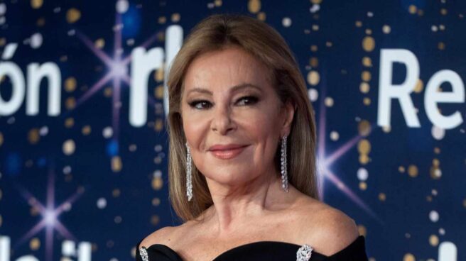 Ana Obregón desvela que seguirá con el luto, pero no vestirá de negro en las Campanadas