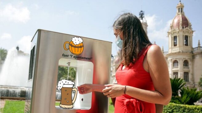 Fuente pública de cerveza en Valencia (España) fuente-publica-cerveza-909x604