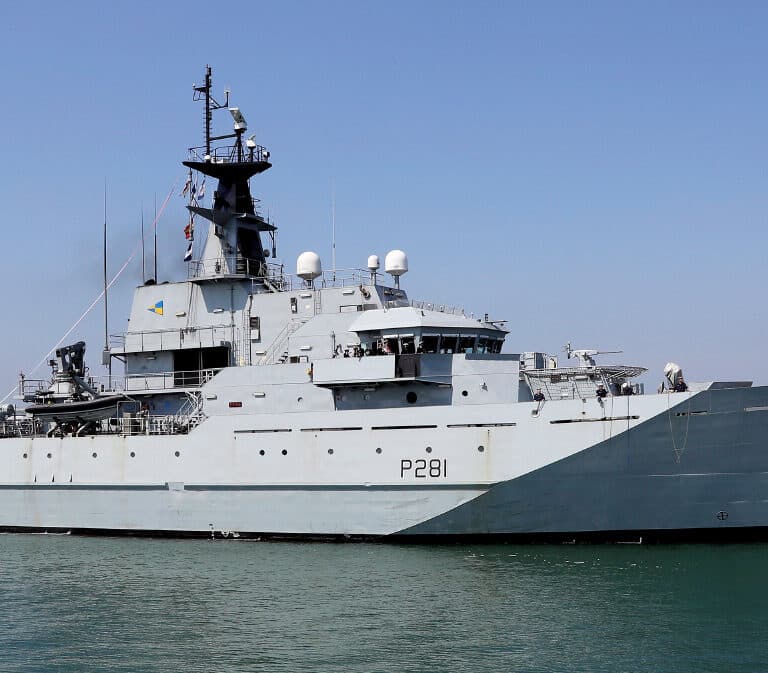 Reino Unido prepara cuatro patrulleras para blindar sus aguas si hay un Brexit sin acuerdo