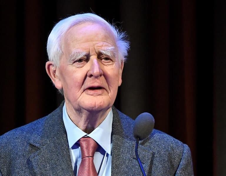 Muere a los 89 años John le Carré, maestro de la novela de espías