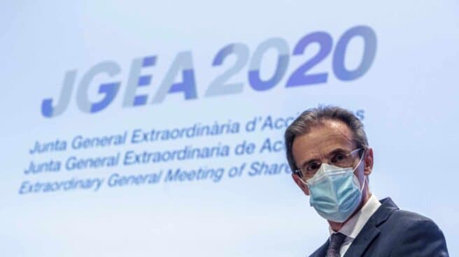 Jordi Gual asiste a su última junta de accionistas como presidente de CaixaBank. jordi-gual-caixabank-bankia-companero-viaje