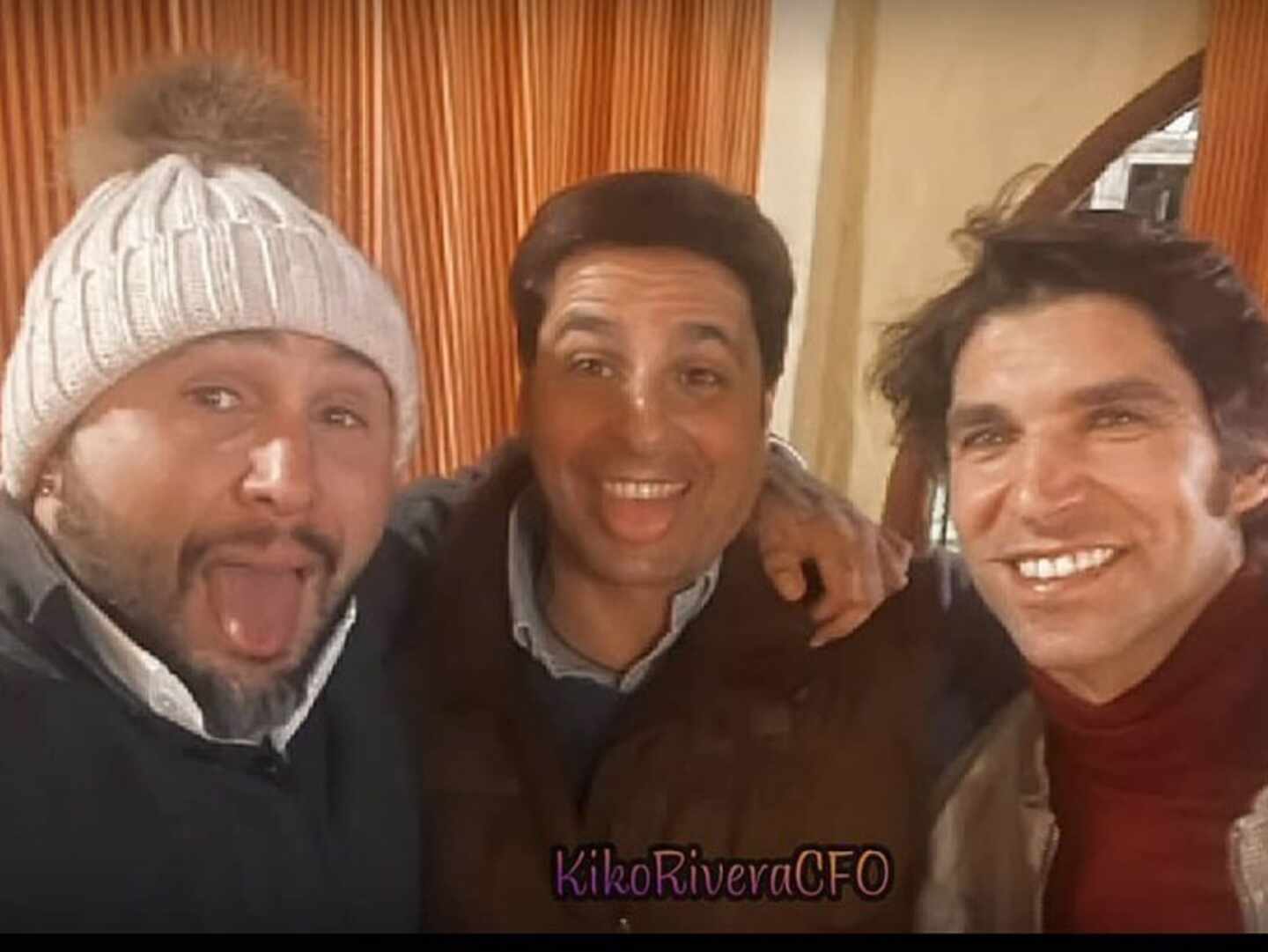 Los hermanos Kiko, Francisco y Cayetano Rivera celebran juntos la Navidad.