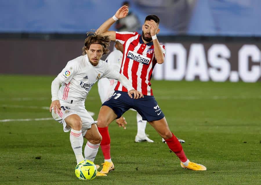 Luka Modric, durante el partido frente al Atlético de Madrid.