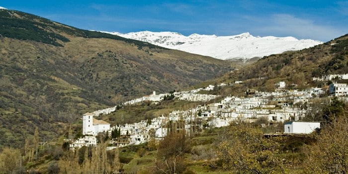 La Alpujarra, una zona de paisaje natural único en Granada.