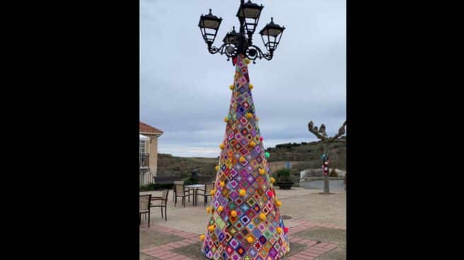 Árbol de Navidad en Villa de Ocón.