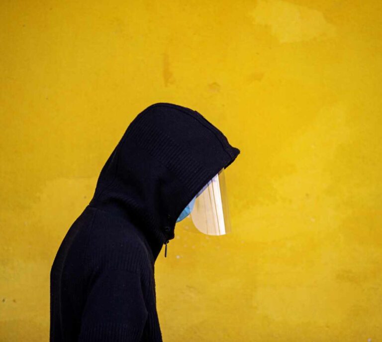 Sin noticias de la gripe: los otros miles de muertos que las mascarillas pueden evitar