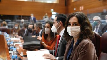 Ayuso acusa a Podemos por "ir de pobres" sin "arrimar el hombro en nada"