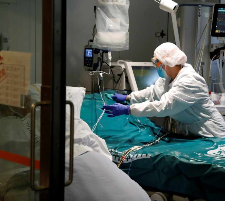 La incidencia sigue escalando hasta 714 tras registrarse 34.291 casos nuevos