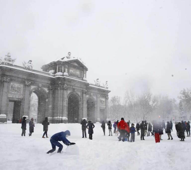 La mayor nevada en Madrid en medio siglo