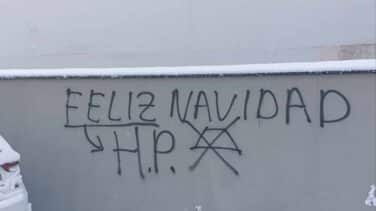 Aparecen pintadas frente a la casa de una de las mujeres agredidas en Alsasua