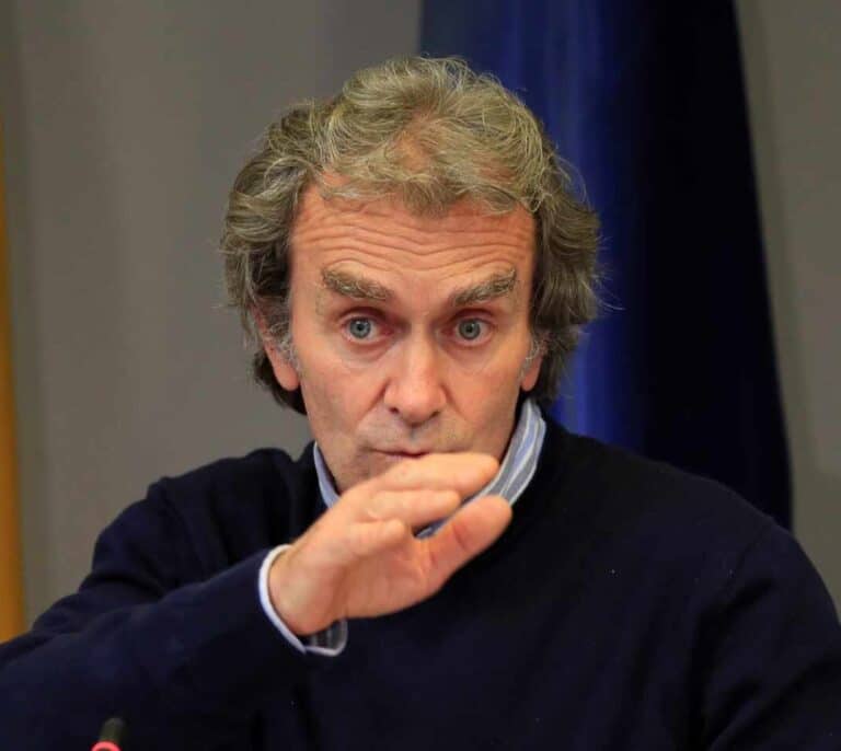 Simón avisa de que la cepa británica del Covid podrá ser dominante "a mediados de marzo"