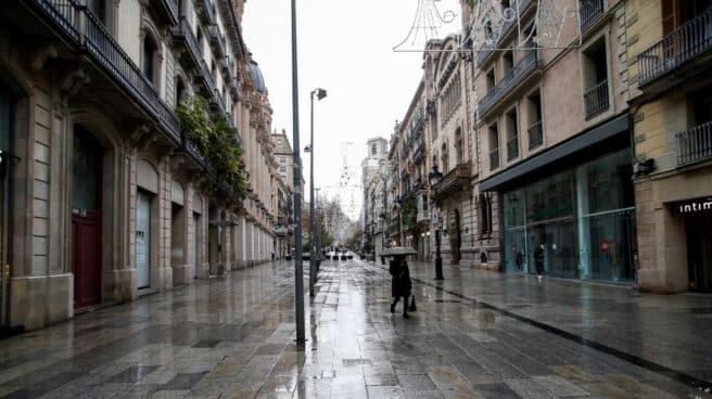 Aspecto de la céntrica calle comercial del Portal del Ángel, en Barcelona.