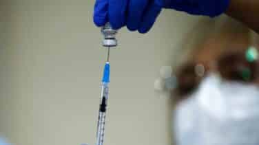 La madre de la directora médica de Atención Primaria de Cantabria recibió la vacuna hace dos semanas