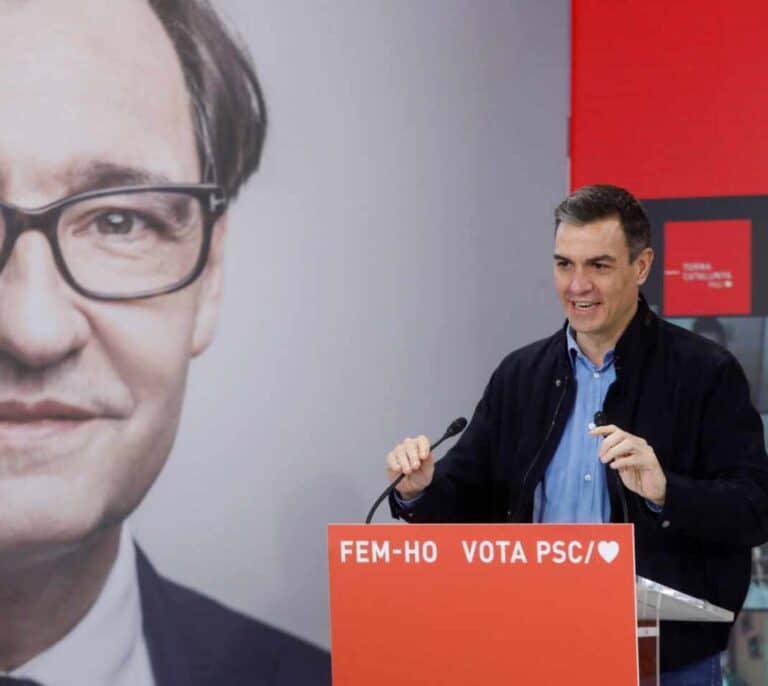 Sánchez pasando página (o el tripartito purificador)