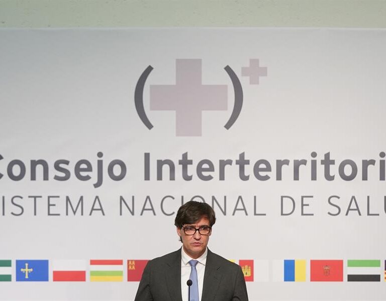 Illa se aferra a su estado de alarma pese al imparable ascenso de los contagios