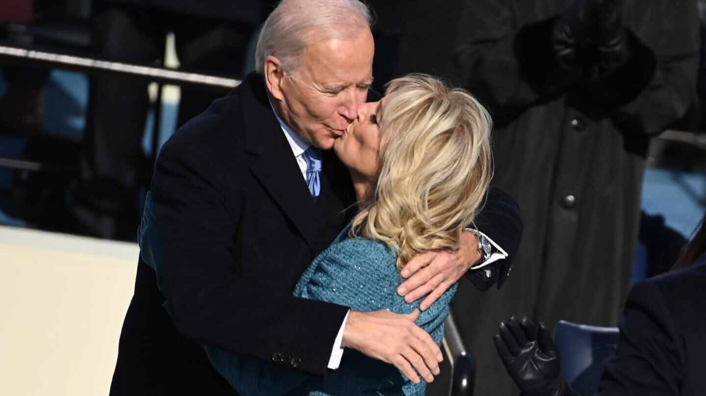 Biden lanza sus primeras sanciones contra entidades y funcionarios del Gobierno de Al Assad Biden jura como presidente de EEUU: "La democracia ha vencido"