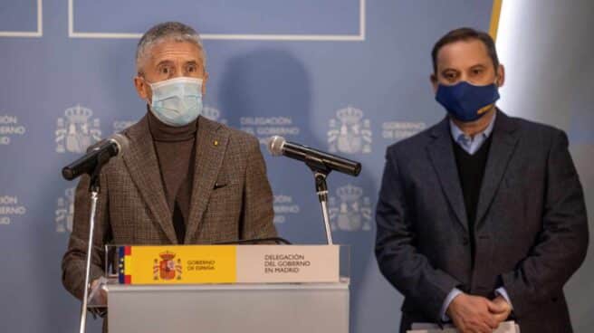 Los ministros del Interior, Fernando Grande-Marlaska, y Transportes, José Luis Ábalos.