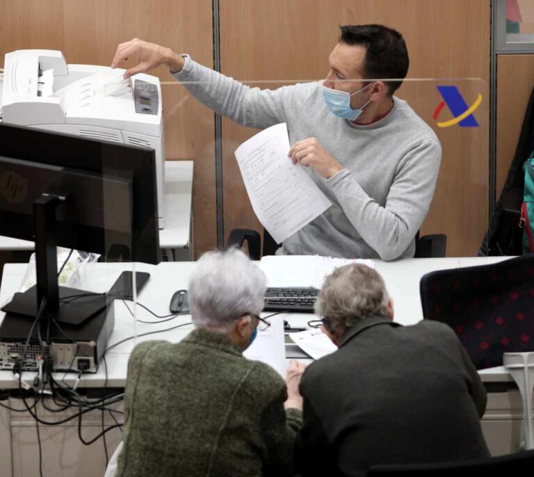 Los funcionarios del Estado solo podrán teletrabajar un día a la semana desde octubre