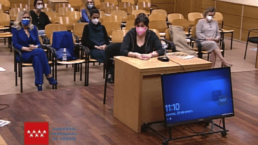 Tres alumnos del máster de Cifuentes declaran que tampoco defendieron el TFM