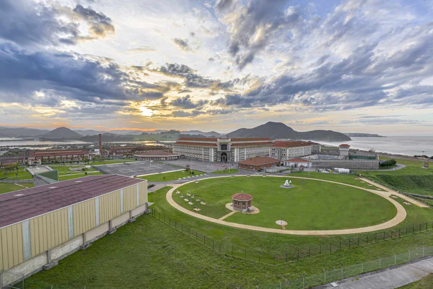 Centro penitenciario de El Dueso, en la localidad cántabra de Santoña.