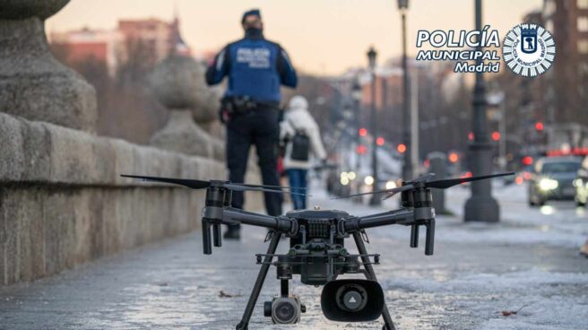 De otra manera tempo Arcaico La Policía intercepta un dron que sobrevolaba el Congreso y otros edificios  estratégicos