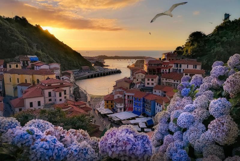 Estos son los 11 pueblos más bonitos de España cudillero asturias principado de asturias