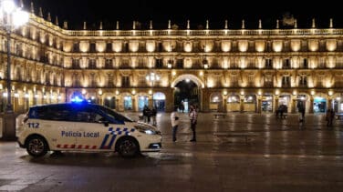 Dimite un alto cargo de Cs en Salamanca por asistir a una fiesta ilegal y desafiar a la policía: "A vosotros os pago yo"
