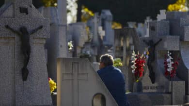 El año 2020 cierra con 70.703 muertes más de la esperadas